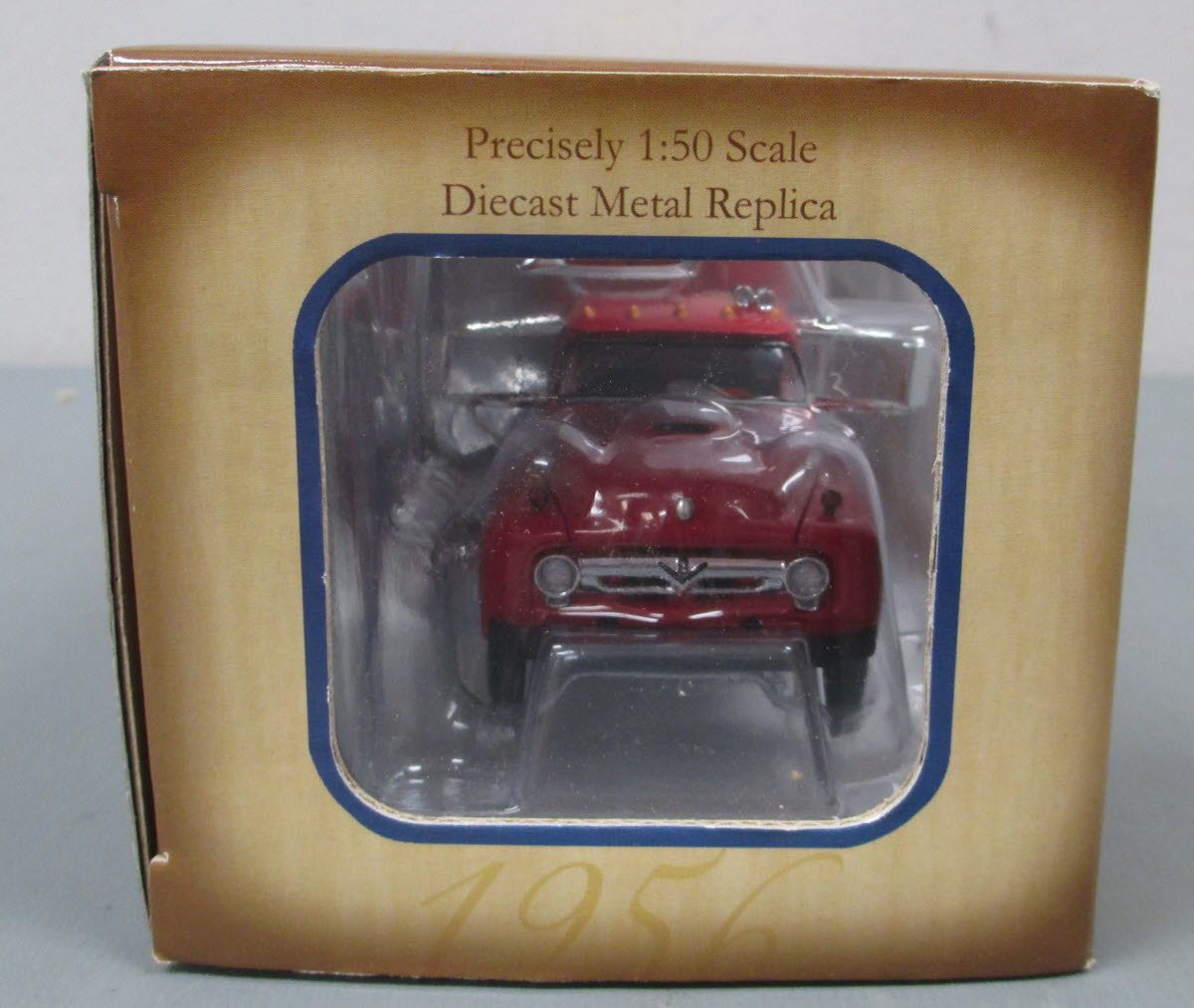 First Gear 59-3069 1:50 Scale Werner Enterprises 50th Ford F-800 Tractor/Trailer