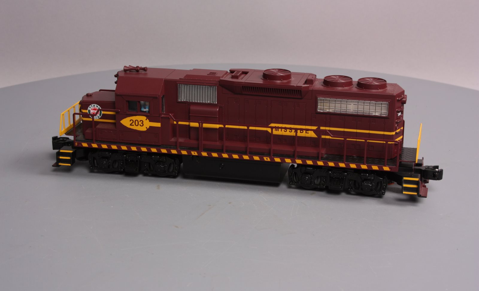 Lionel 6-28847 Lionel 6-28847 Duluth Missabe & Iron Range GP-38 Diesel Loco #203 EX/Box