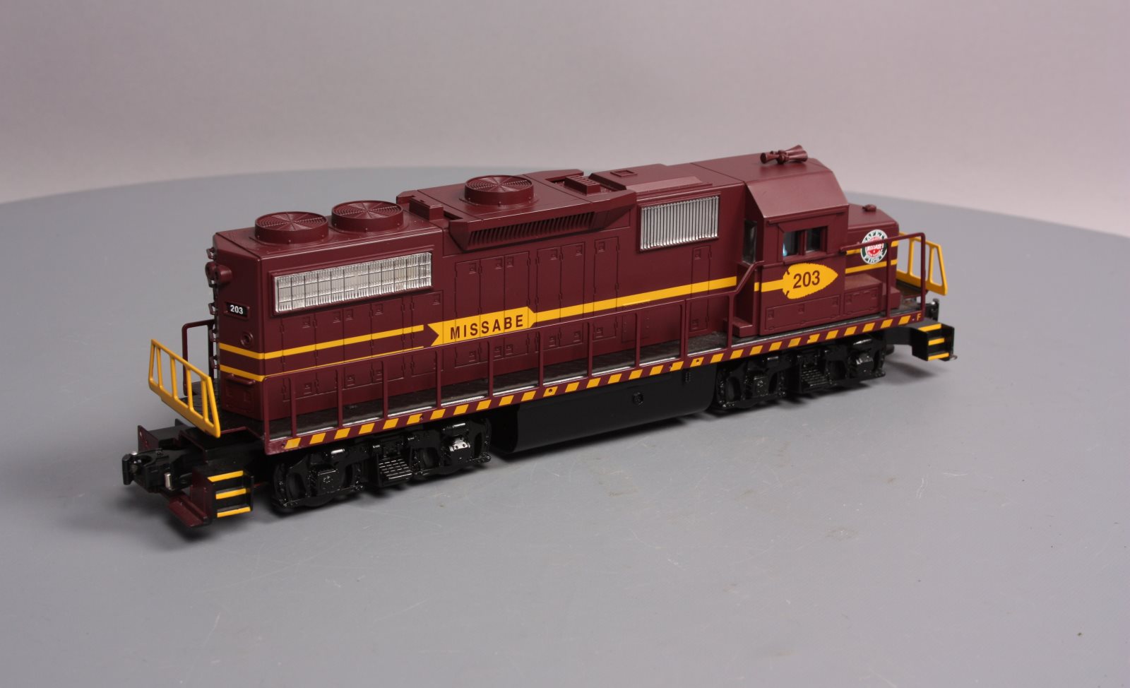 Lionel 6-28847 Lionel 6-28847 Duluth Missabe & Iron Range GP-38 Diesel Loco #203 EX/Box
