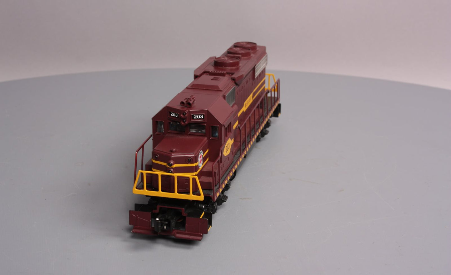 Lionel 6-28847 Lionel 6-28847 Duluth Missabe & Iron Range GP-38 Diesel Loco #203 EX/Box