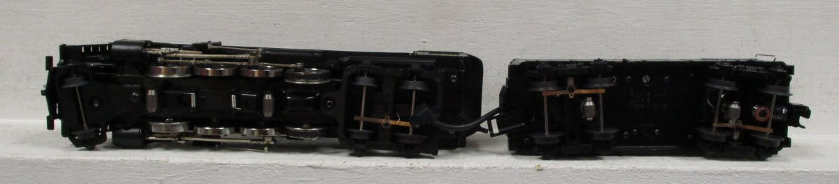 Lionel 6-38610 Nickel Plate Road 2-8-4 Berkshire Steam Locomotive #779 EX/Box