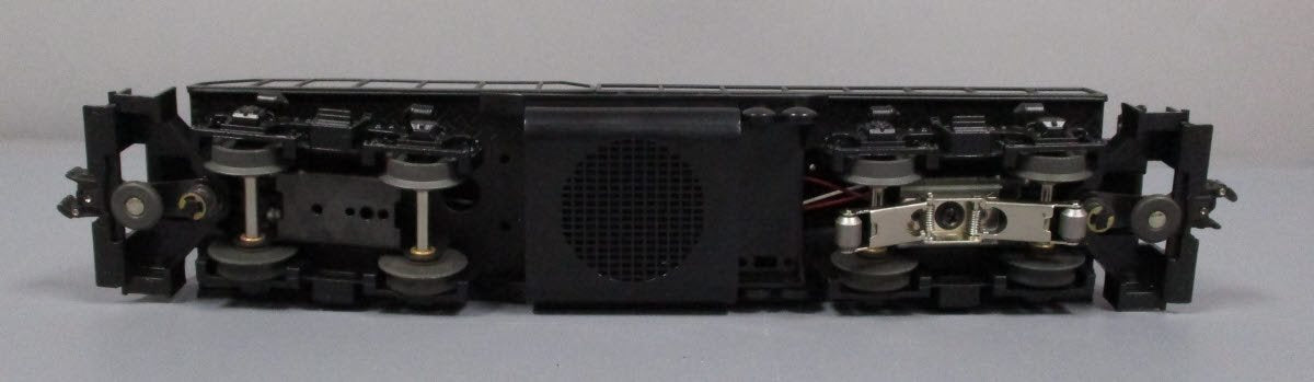 Lionel 6-18577 O Gauge New York Central GP-9 Non-Powered Diesel B-Unit #2385 LN/Box