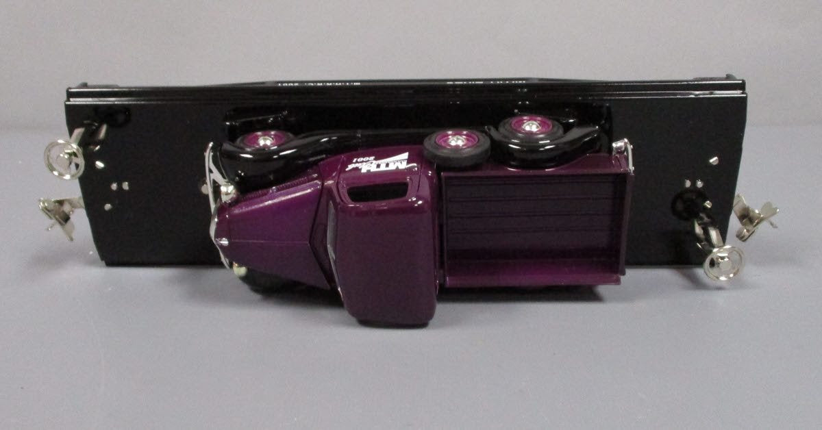 MTH 10-1163 Standard Gauge MTHRRC 200 Series Flatcar with Purple Pick-Up Truck LN/Box