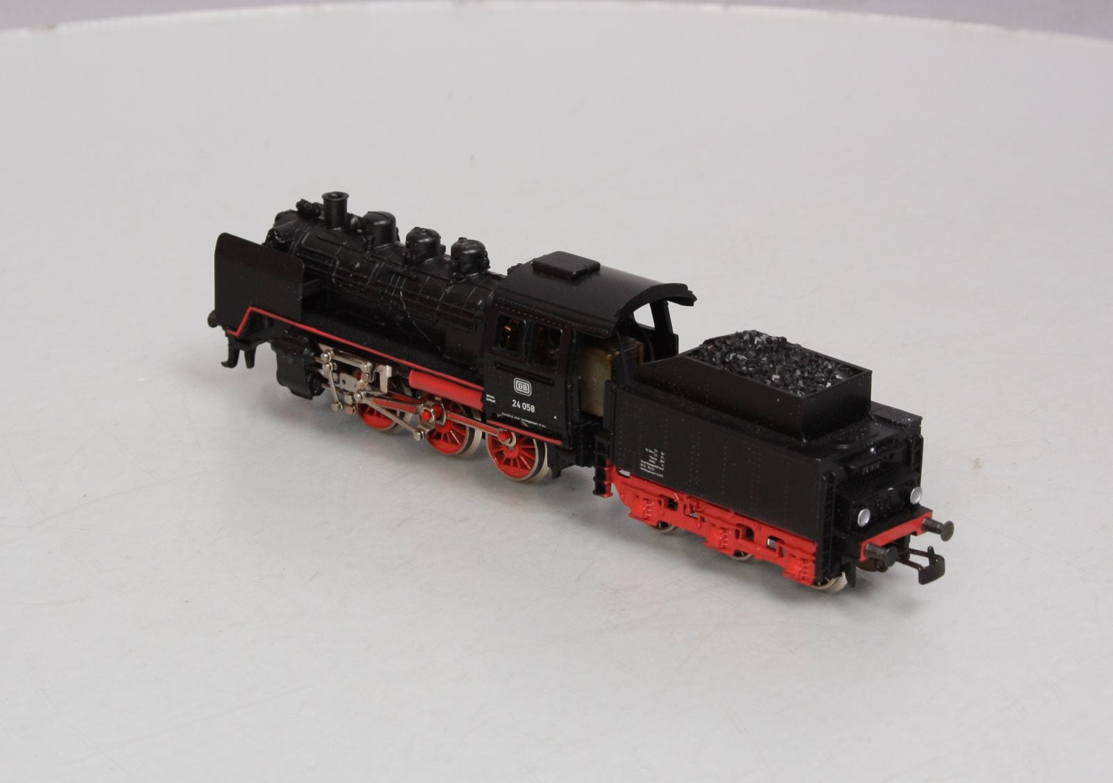 Marklin 8303 HO Scale DB 2-6-0 Steam Locomotive 24-058 EX
