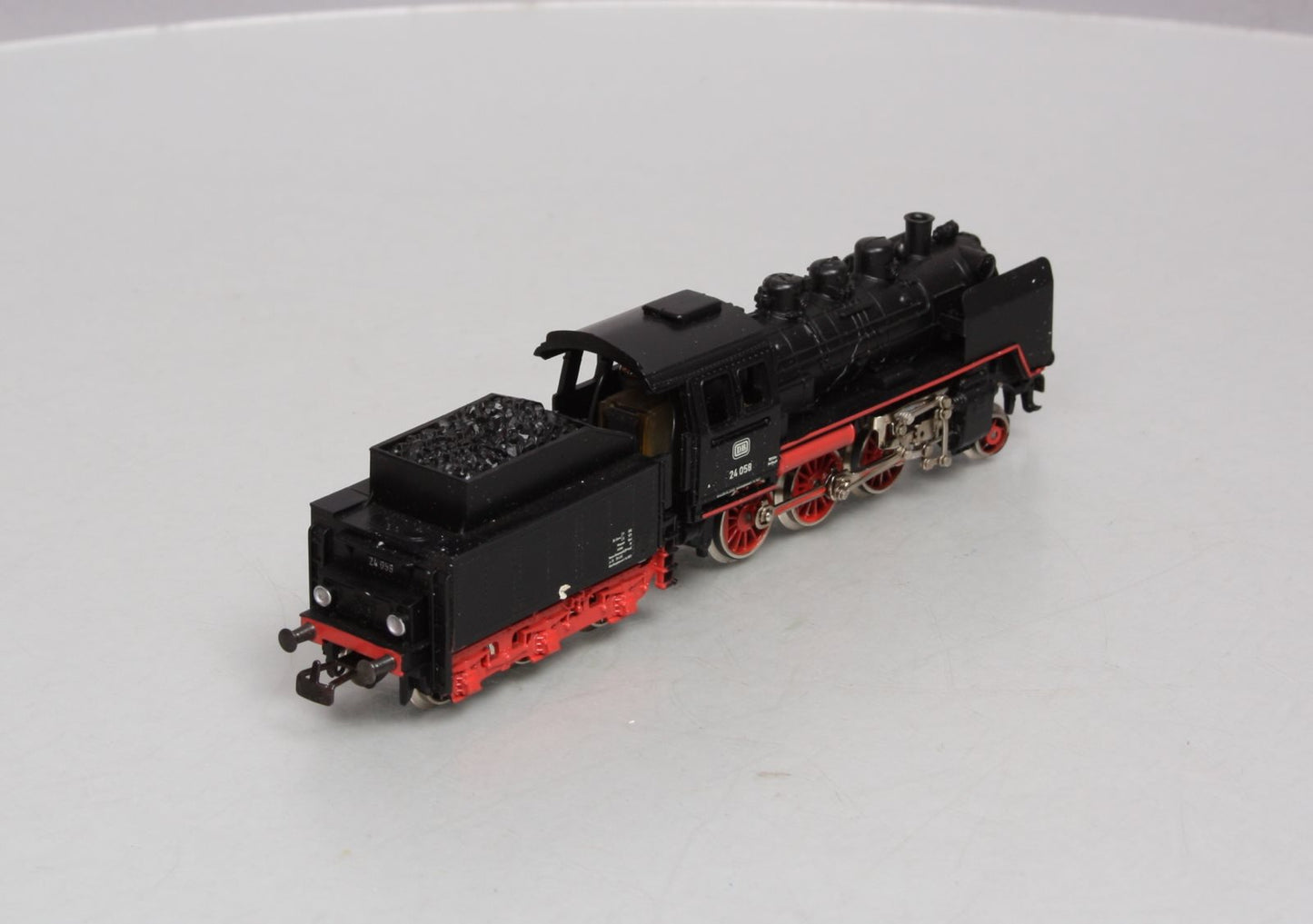 Marklin 8303 HO Scale DB 2-6-0 Steam Locomotive 24-058 EX