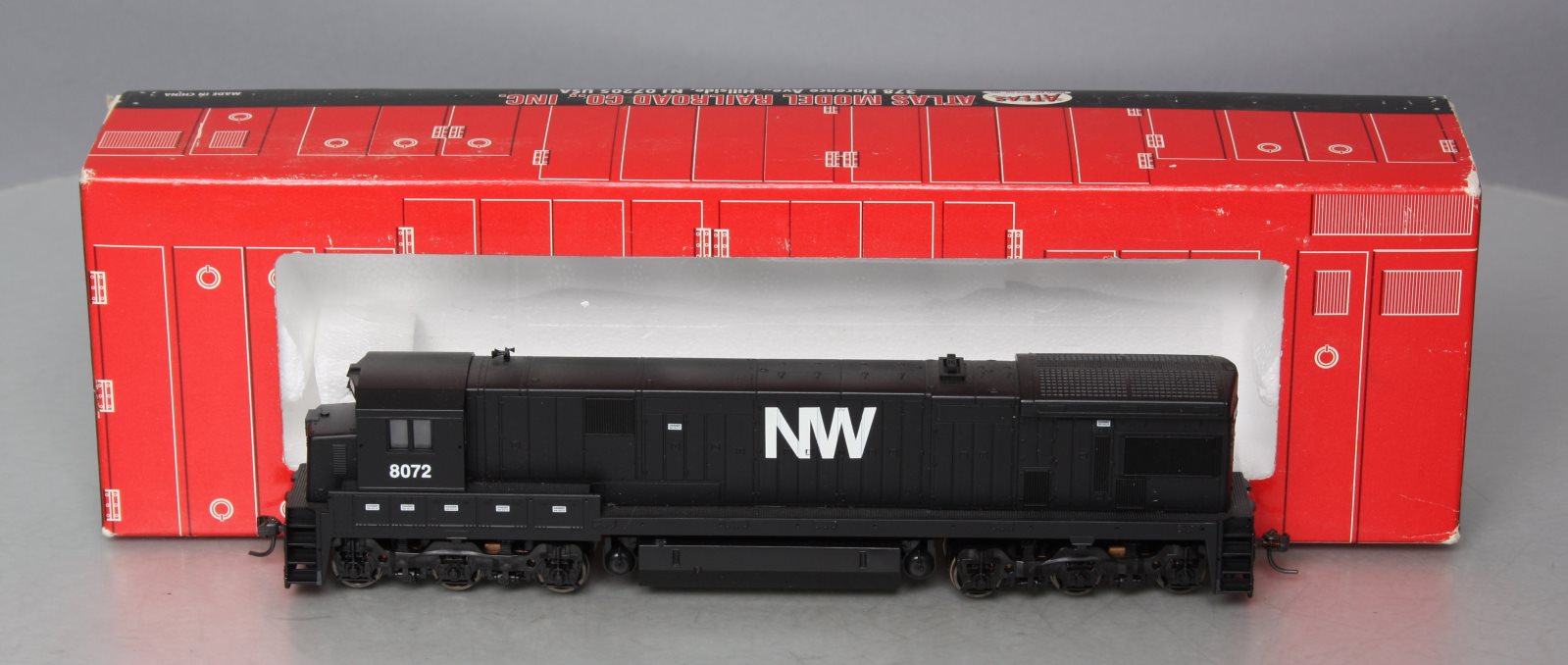 Atlas 8616 HO Scale Norfolk & Western GE C30-7 Diesel Locomotive #8072 LN/Box