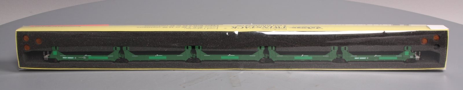 Deluxe Innovations 151411 N Scale BNSF Green Twinstack 5 Car Set #2 LN/Box