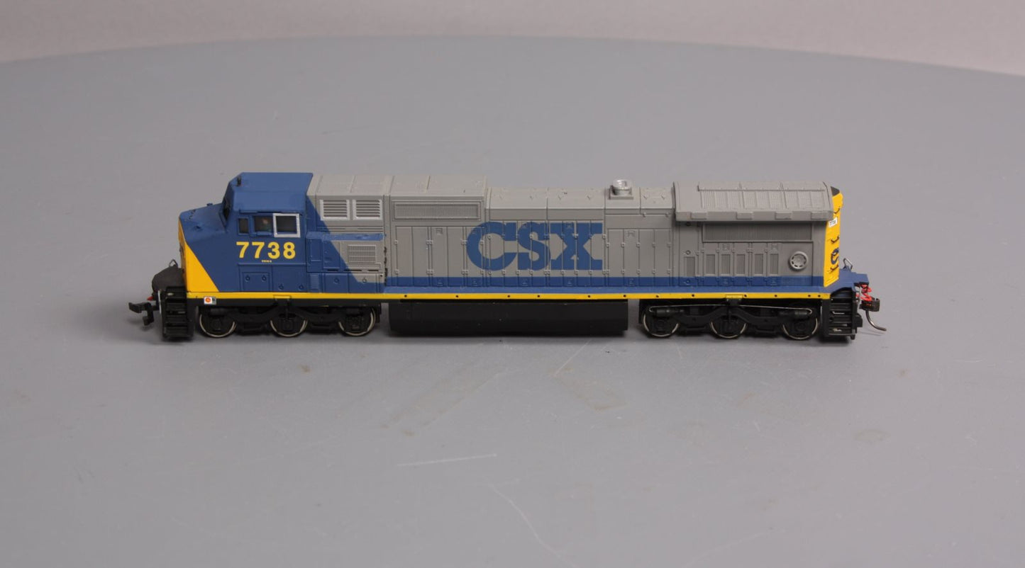 Bachmann 86013 HO Scale CSX GE Dash 8-40CW Diesel Locomotive #7738