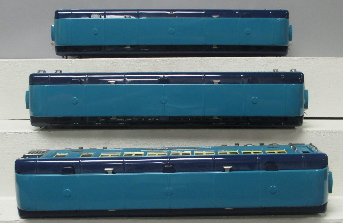 MTH 11-40040 Std.Gauge Two Tone Blue Comet Nickel Trim Passenger Set (Set of 3) MT/Box