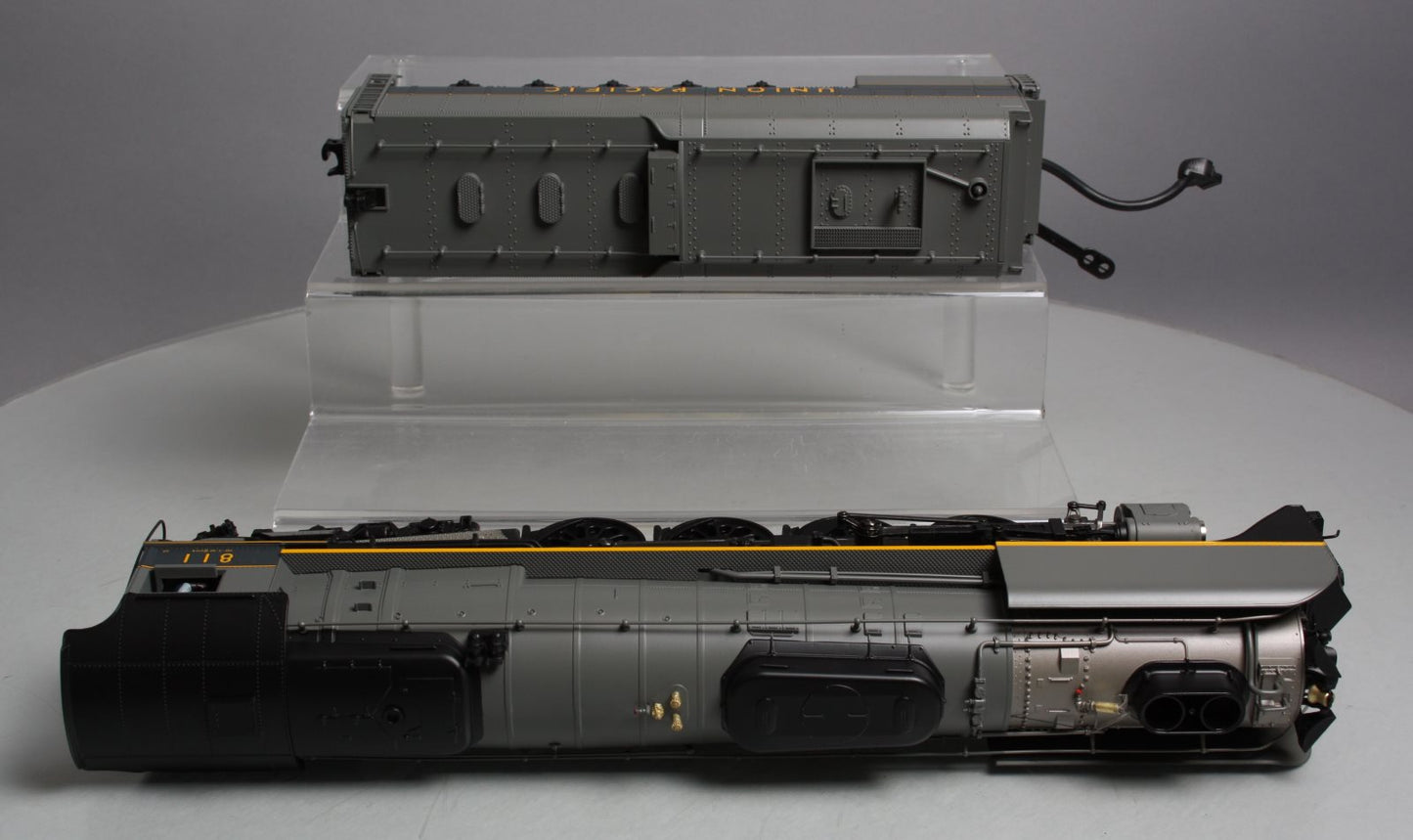 MTH 20-3078-1 O Union Pacific FEF 4-8-4 Locomotive & Tender w/PS2 #811 LN/Box