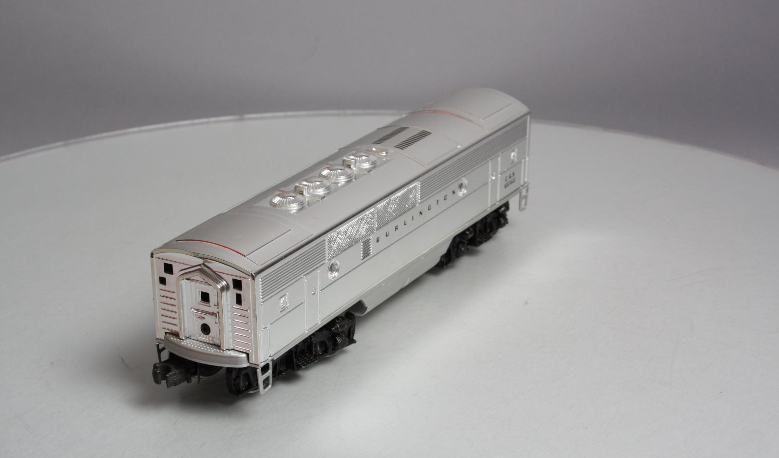 Lionel 6-8062 O Burlington F-3 B-Unit Chrome Non-Powered Diesel Locomotive #8062 VG/Box