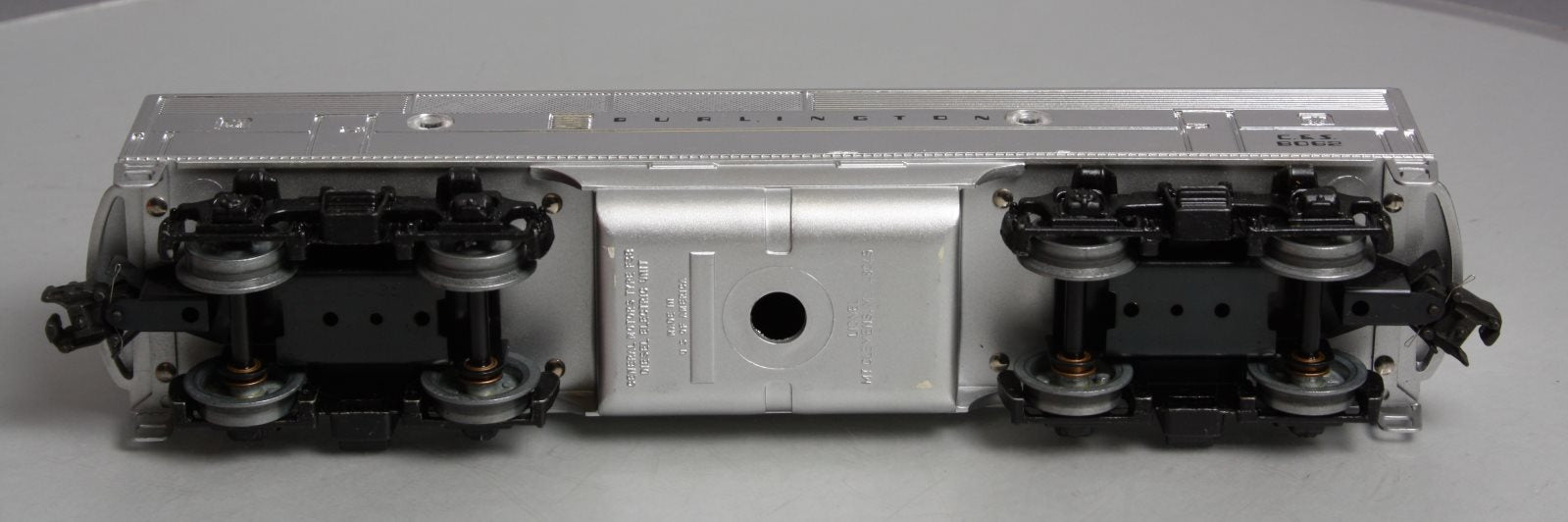 Lionel 6-8062 O Burlington F-3 B-Unit Chrome Non-Powered Diesel Locomotive #8062 VG/Box