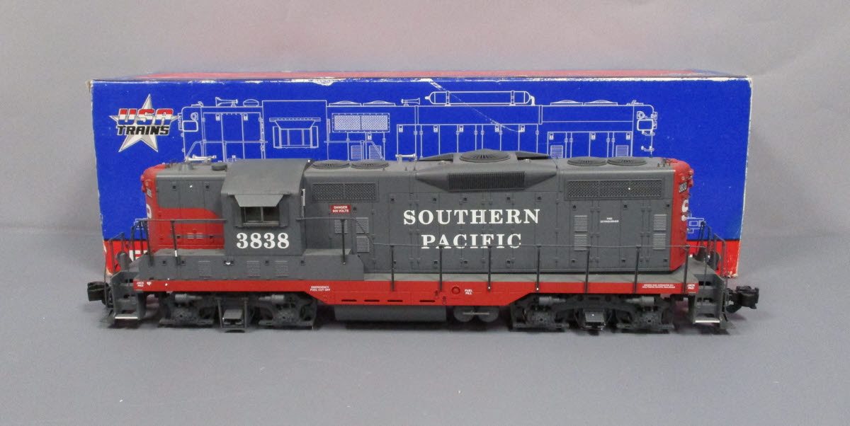 USA Trains R22111 G Southern Pacific GP-9 Diesel Locomotive #3838 EX/Box