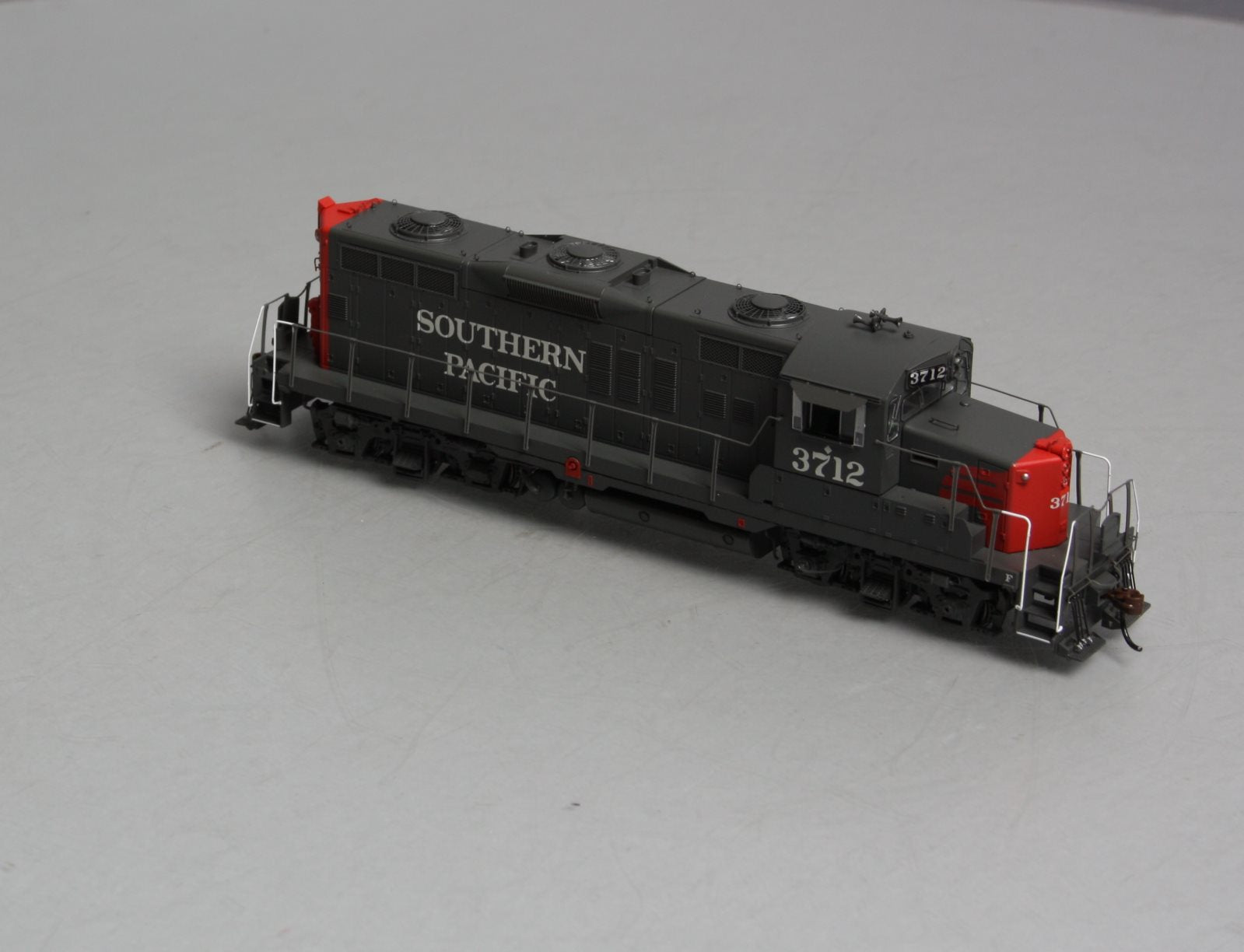 Athearn G62581 HO Southern Pacific GP9 Diesel Locomotive #3712