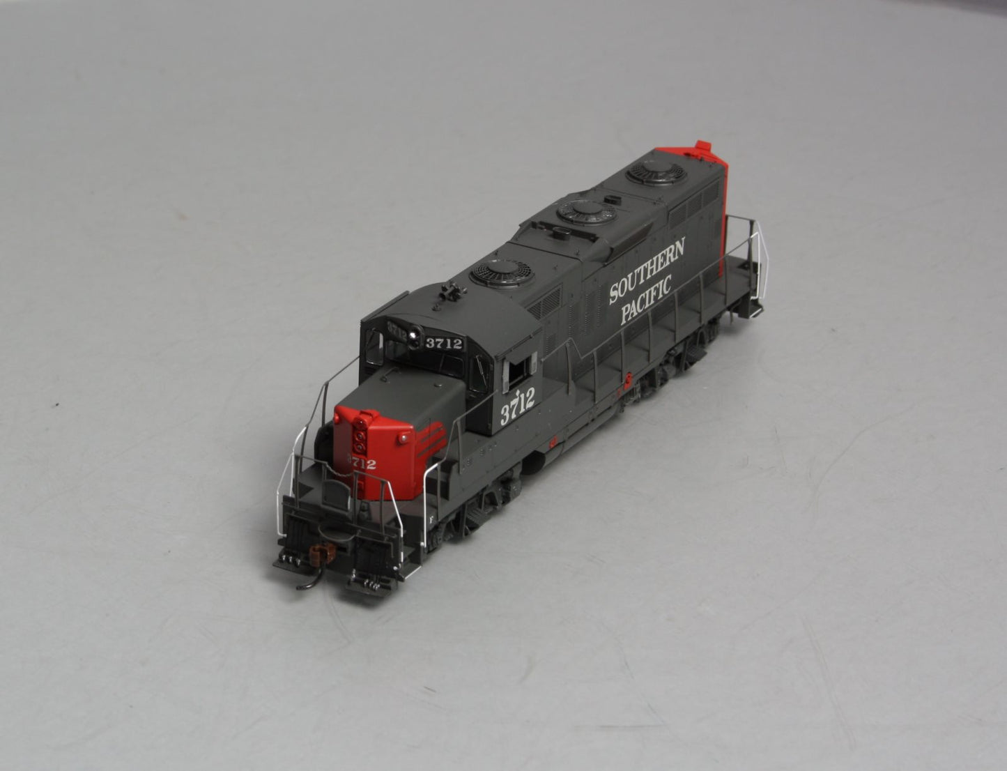Athearn G62581 HO Southern Pacific GP9 Diesel Locomotive #3712