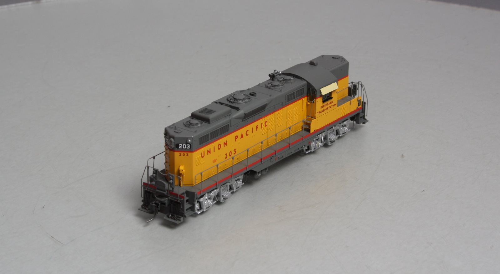 Athearn G62809 HO Scale Union Pacific EMD GP9 Diesel Locomotive #203