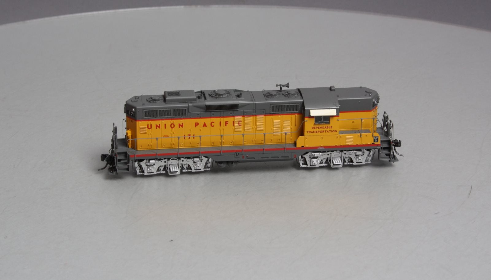Athearn G62808 HO Scale Union Pacific EMD GP9 Diesel Locomotive #171