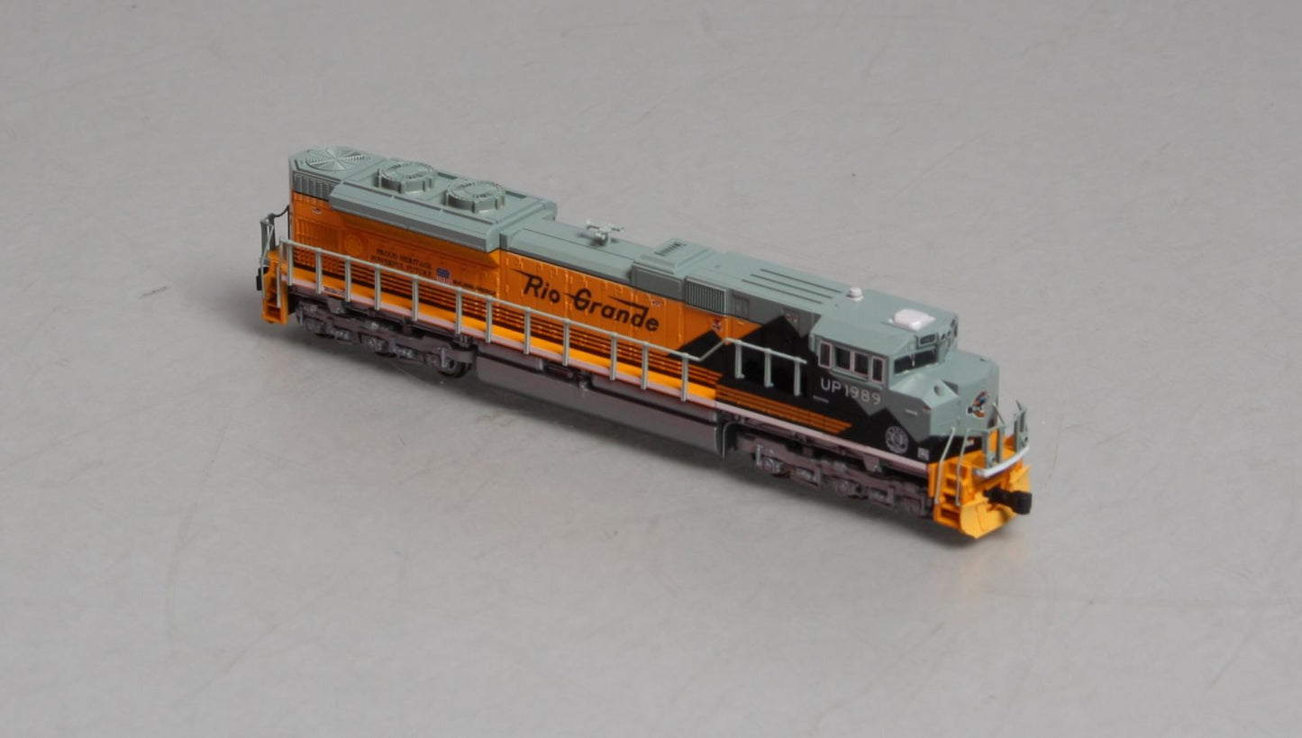 Kato 176-8405 N Scale D&RGW SD70ACe Powered Diesel Locomotive #1989
