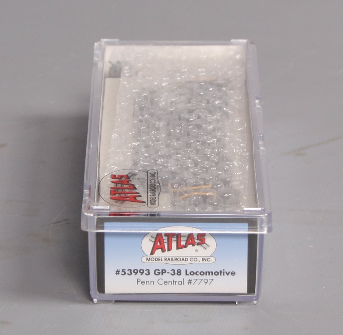 Atlas 53993 N Scale PC GP38 Low Nose Powered Diesel Locomotive #7797