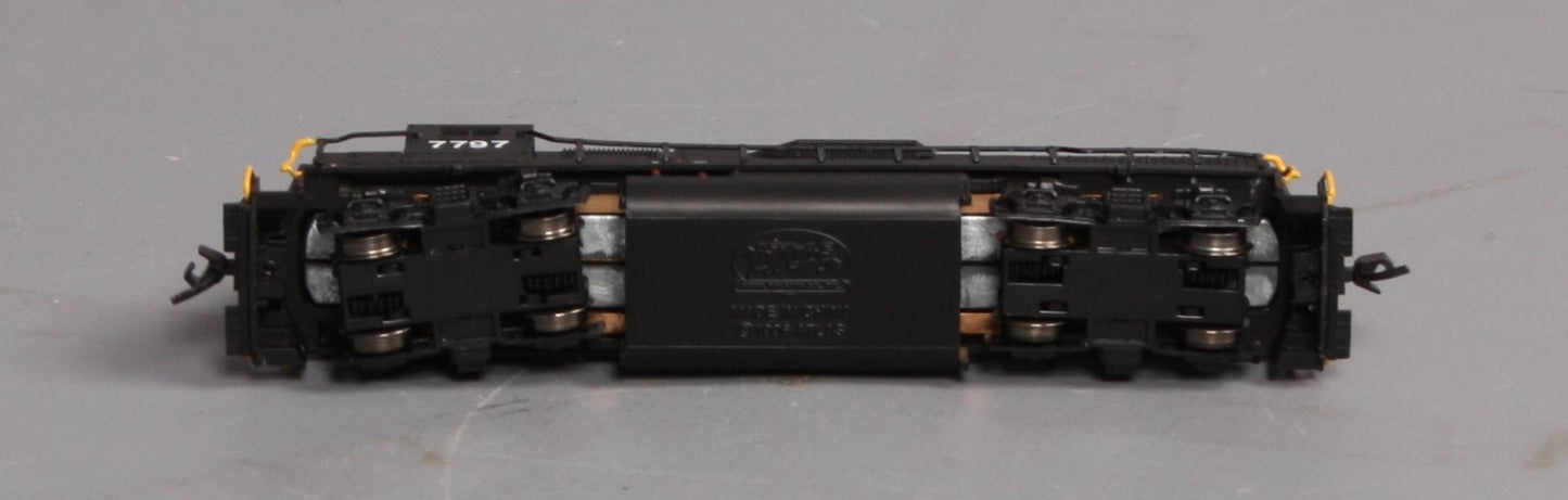 Atlas 53993 N Scale PC GP38 Low Nose Powered Diesel Locomotive #7797