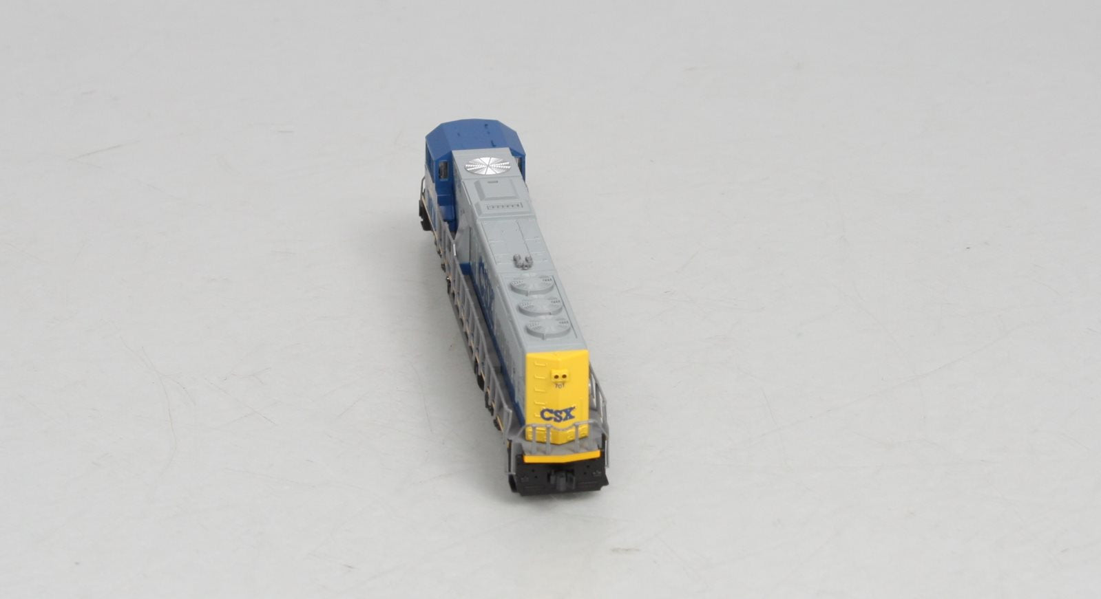 Kato 176-6307 N Scale CSX SD70MAC Diesel Locomotive #701