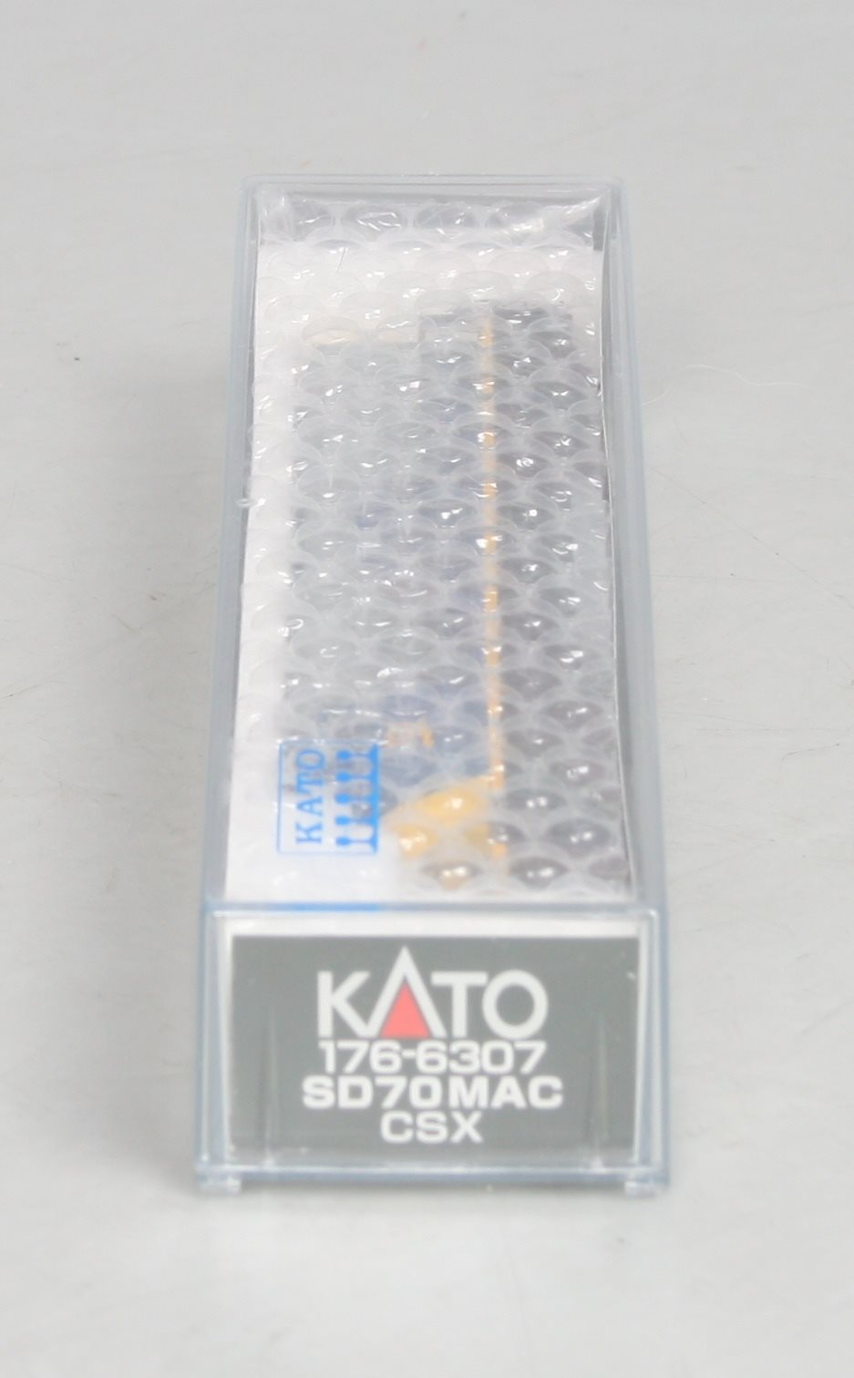 Kato 176-6307 N Scale CSX SD70MAC Diesel Locomotive #701