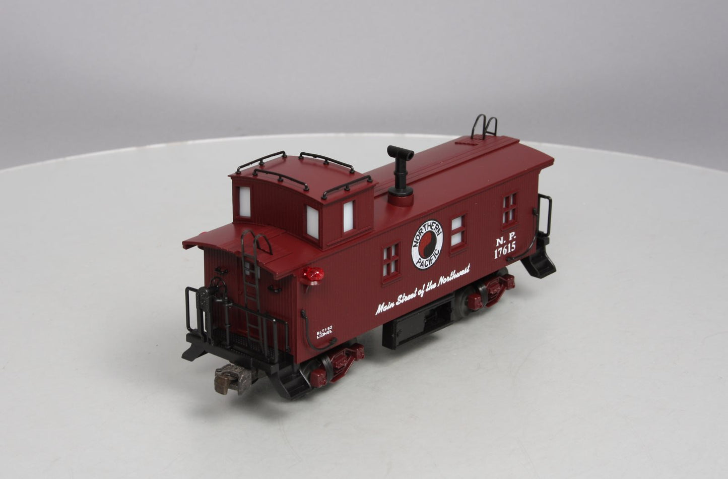 Lionel 6-17615 O Gauge Northern Pacific Square Window Caboose #17615 LN/Box