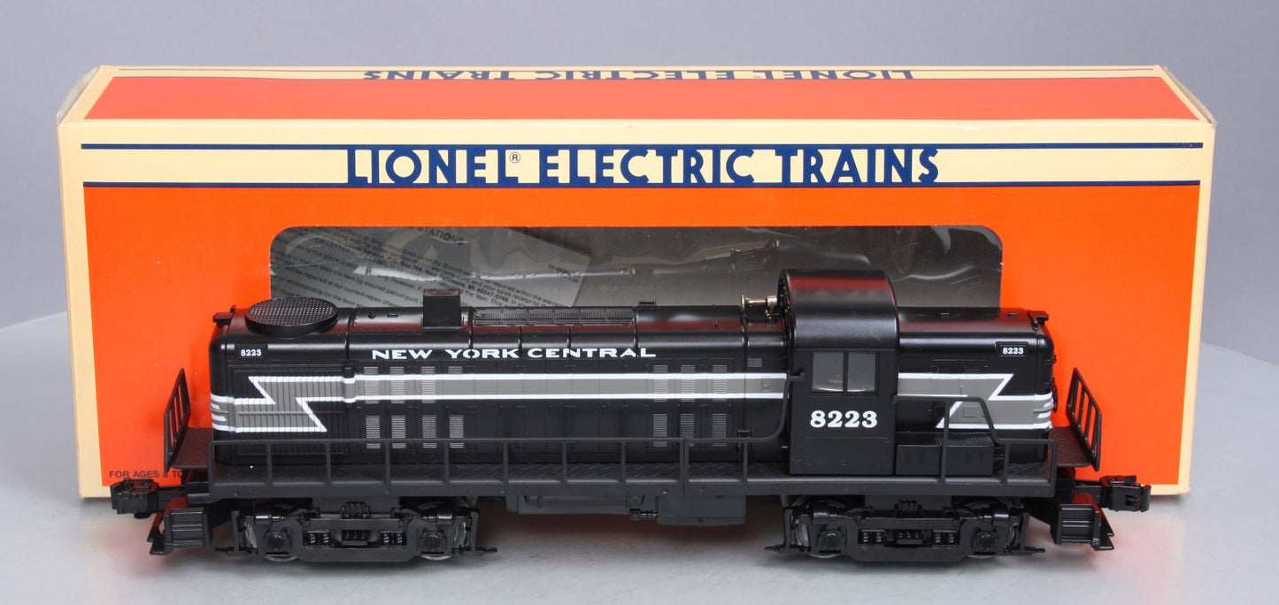 Lionel 6-18835 O New York Central Alco RS-3 Diesel Locomotive #8223 EX/Box