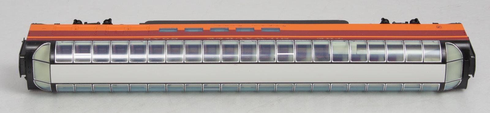 Walthers 932-9273 HO Milwaukee Road 261 Excursion Super Dome Pass Car #53