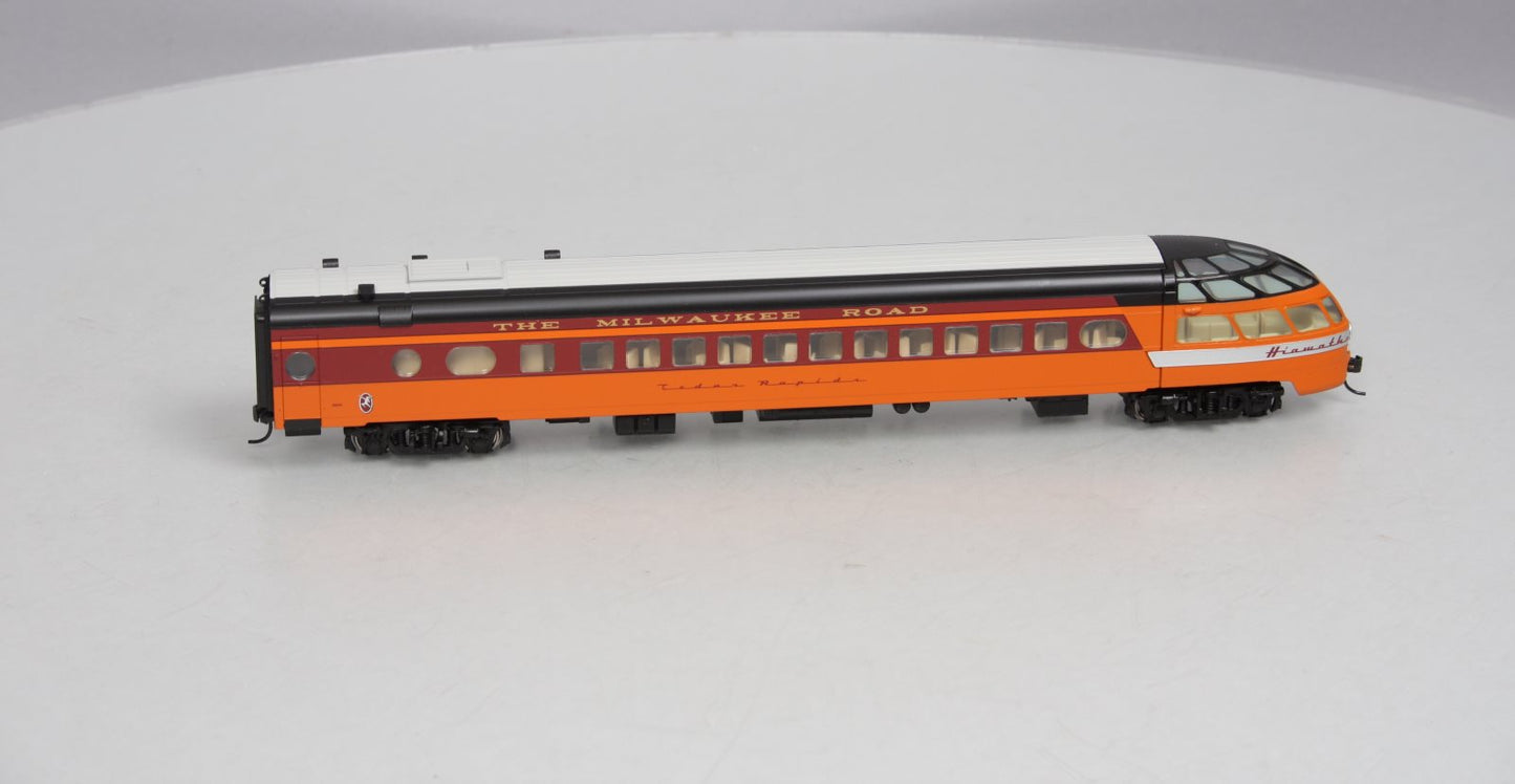 Walthers 932-9263 HO Milwaukee Road 261 Cedar Rapids Excursion Skytop Lounge LN/Box
