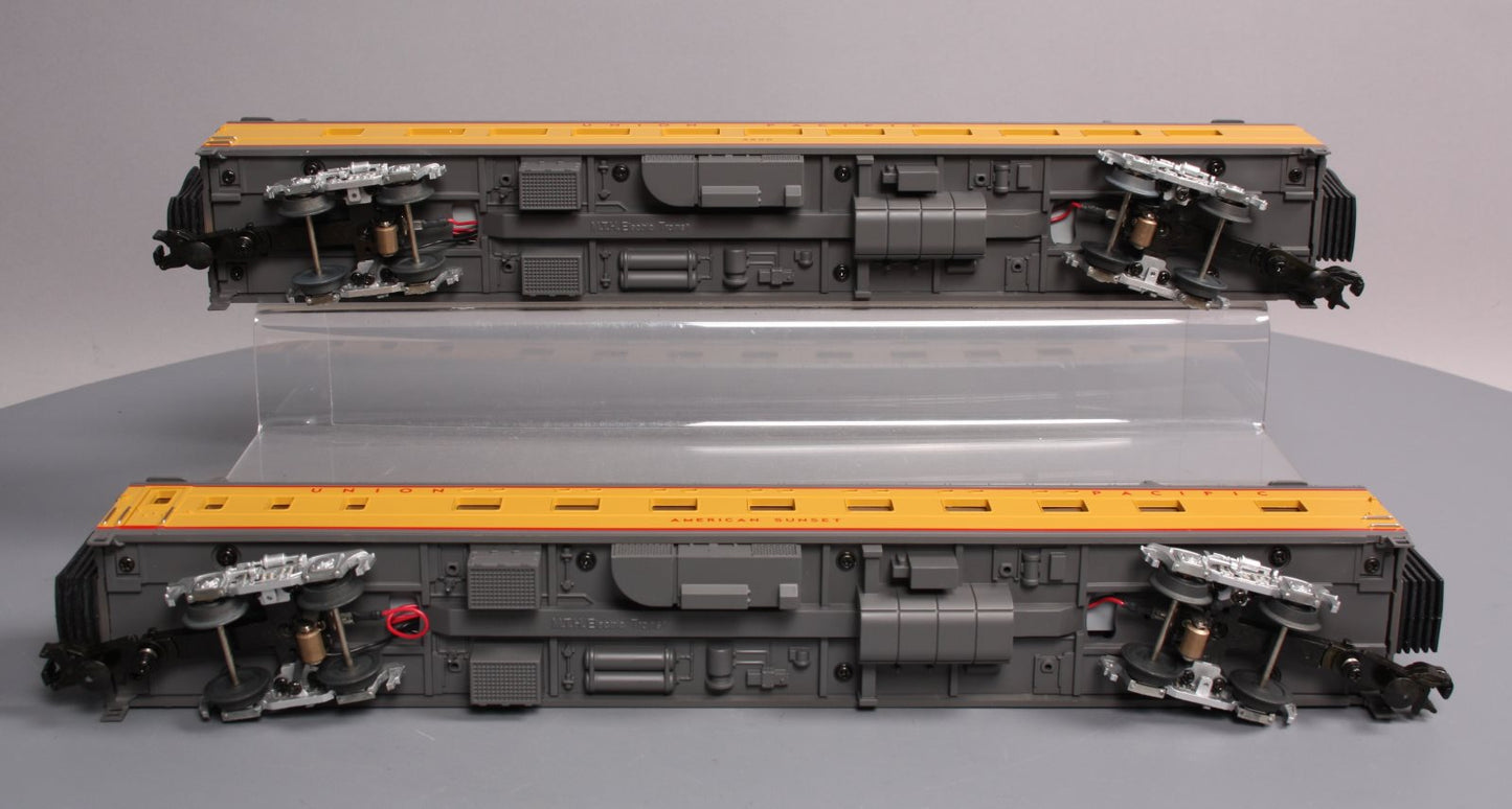 MTH 20-6698 O UP 70' Streamlined Sleeper/Diner Passenger Car Set (Set of 2) LN/Box