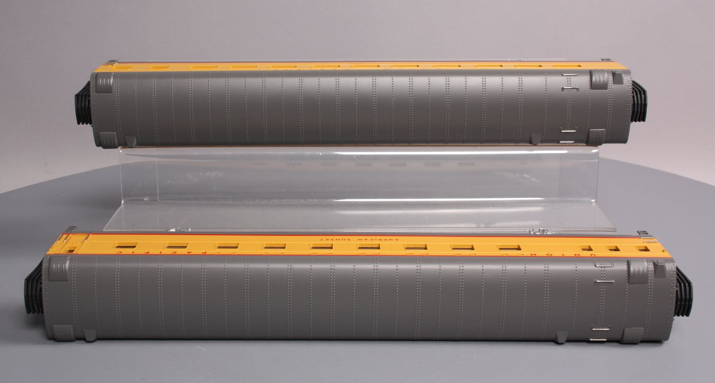 MTH 20-6698 O UP 70' Streamlined Sleeper/Diner Passenger Car Set (Set of 2) LN/Box