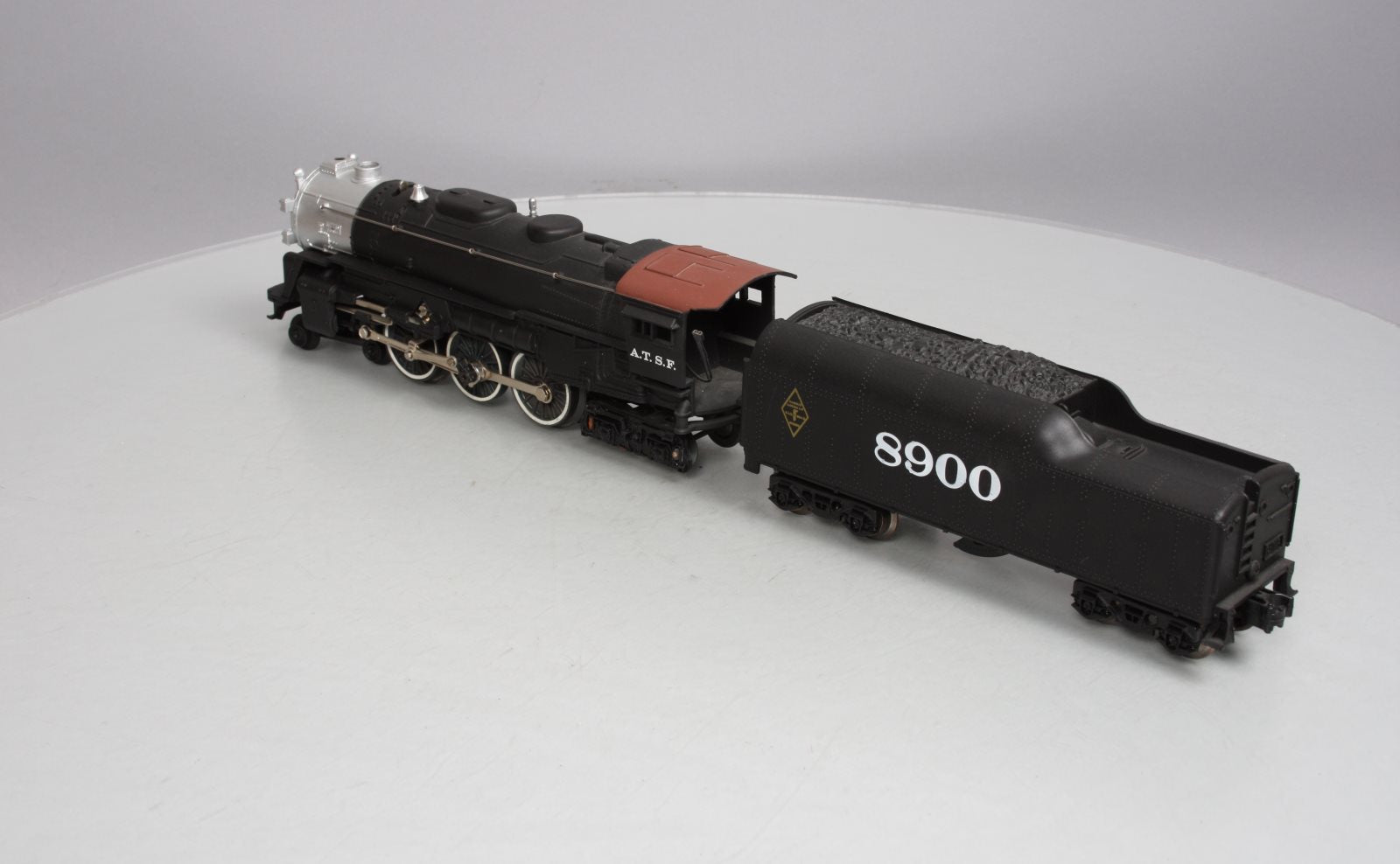 Lionel 6-8900 O Gauge ATSF 4-6-4 Steam Locomotive & Tender #8900 NIB