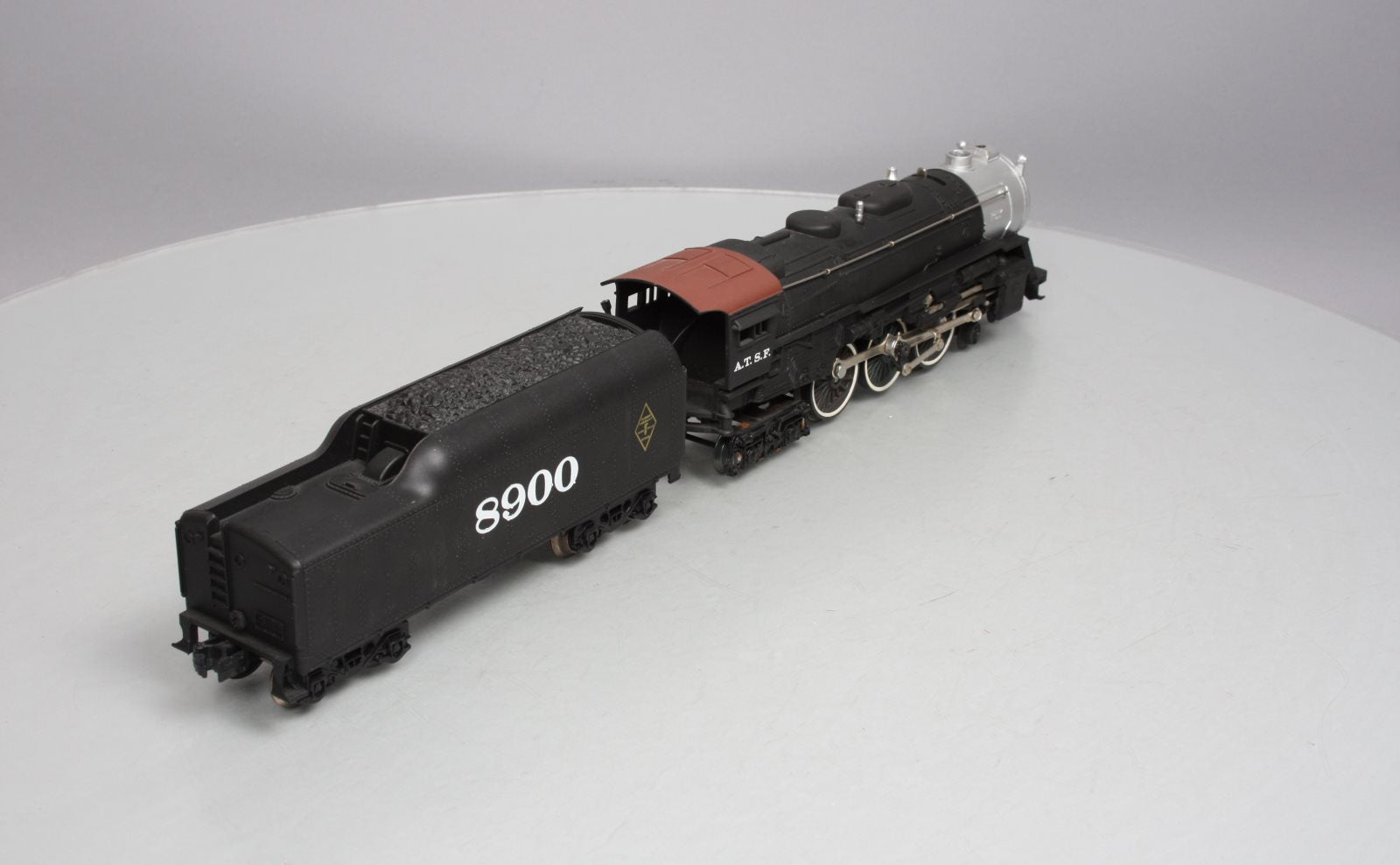 Lionel 6-8900 O Gauge ATSF 4-6-4 Steam Locomotive & Tender #8900 NIB