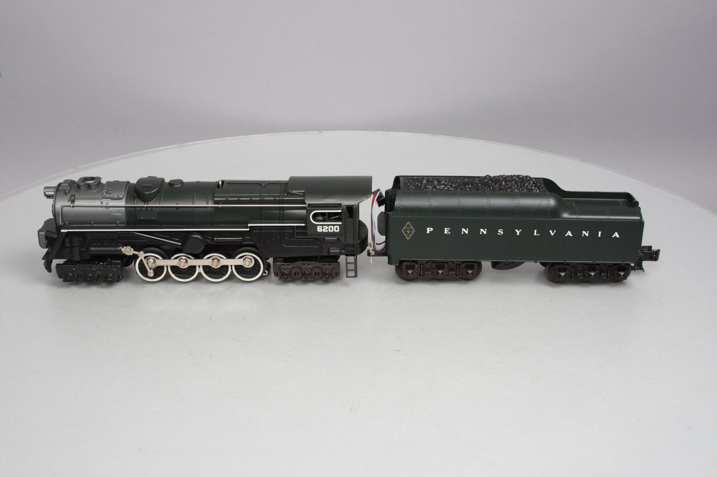 Lionel 6-8404 O Gauge PRR 6-8-6 S-2 Turbine Steam Locomotive & Tender #6200 LN/Box