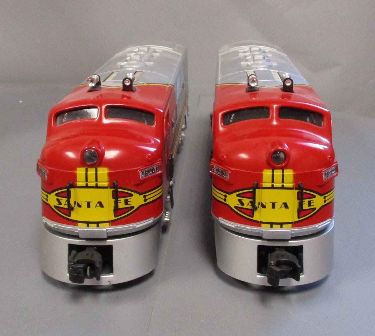 Lionel 6-11711 O Gauge Santa Fe F-3 ABA Diesel Locomotive Set #8100 with RS EX/Box