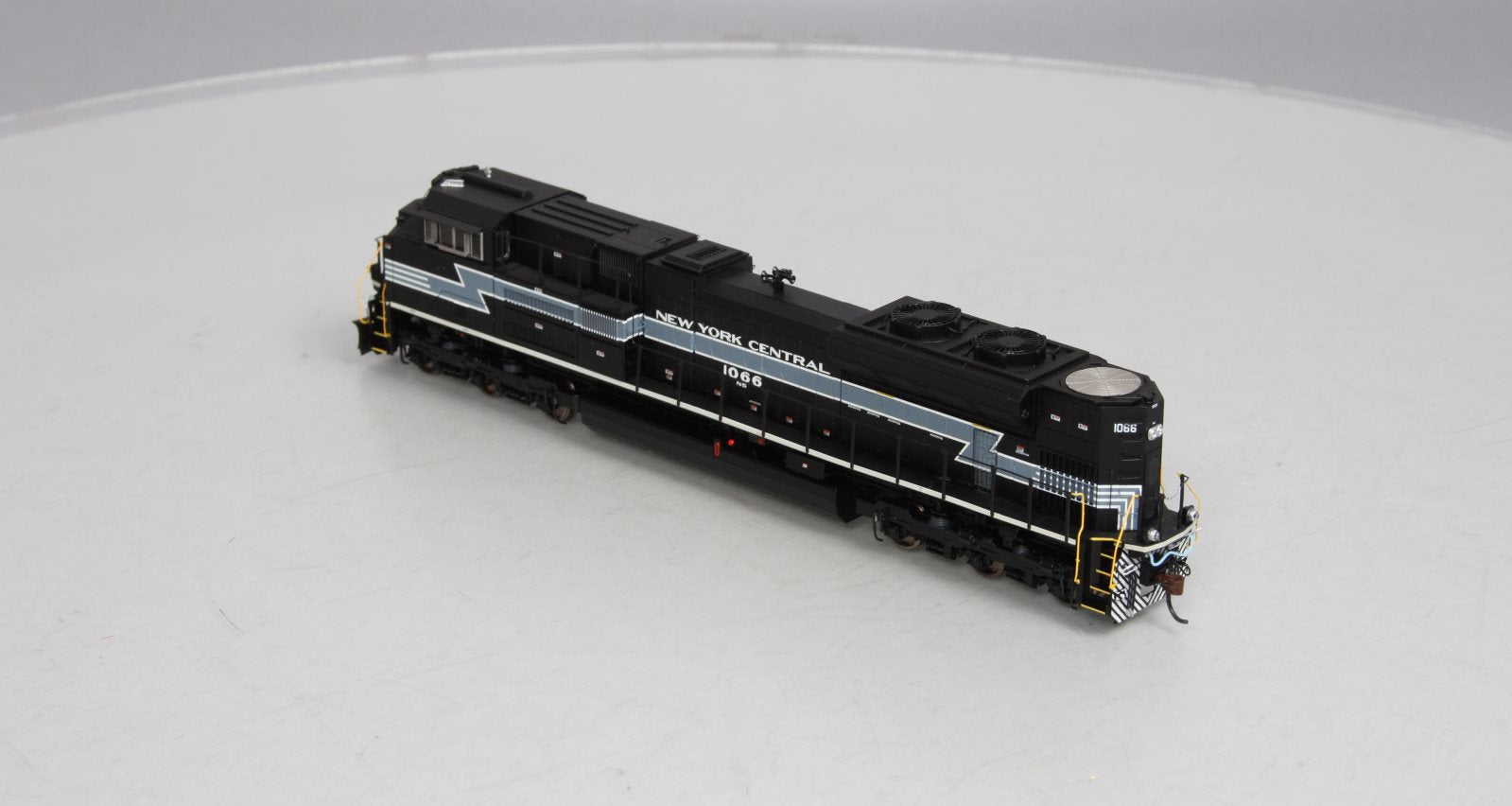 Athearn G68802 HO Scale NS NYC Heritage EMD SD70ACe Diesel #1066 w/DCC & Sound LN/Box