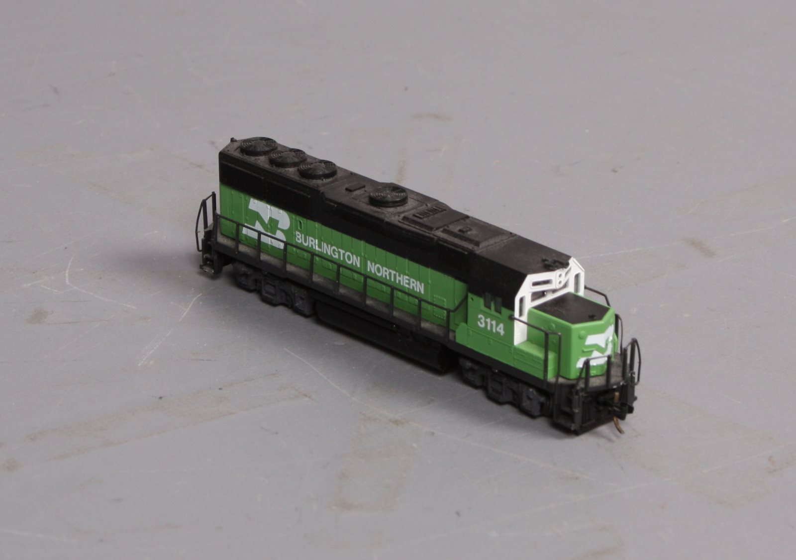 Kato 176-035 N Scale Burlington Northern EMD GP50 Diesel Locomotive #3114 LN/Box