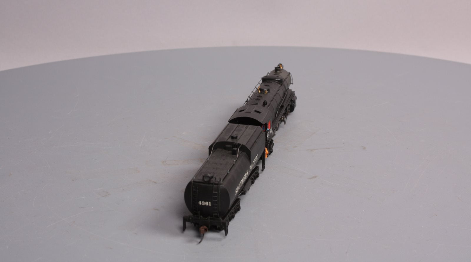 Spectrum 84204 HO SP 4-8-2 Heavy Mountain & Long Tender #4361 w/Snd & DCC