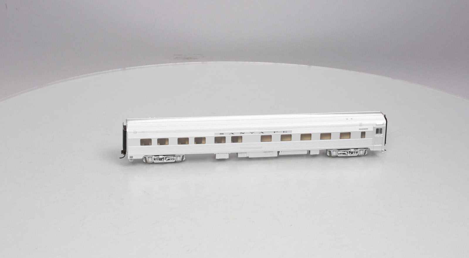 Walthers 932-9001 HO Scale Santa Fe Super Chief Pine Series Budd 10-6 Sleeper LN/Box