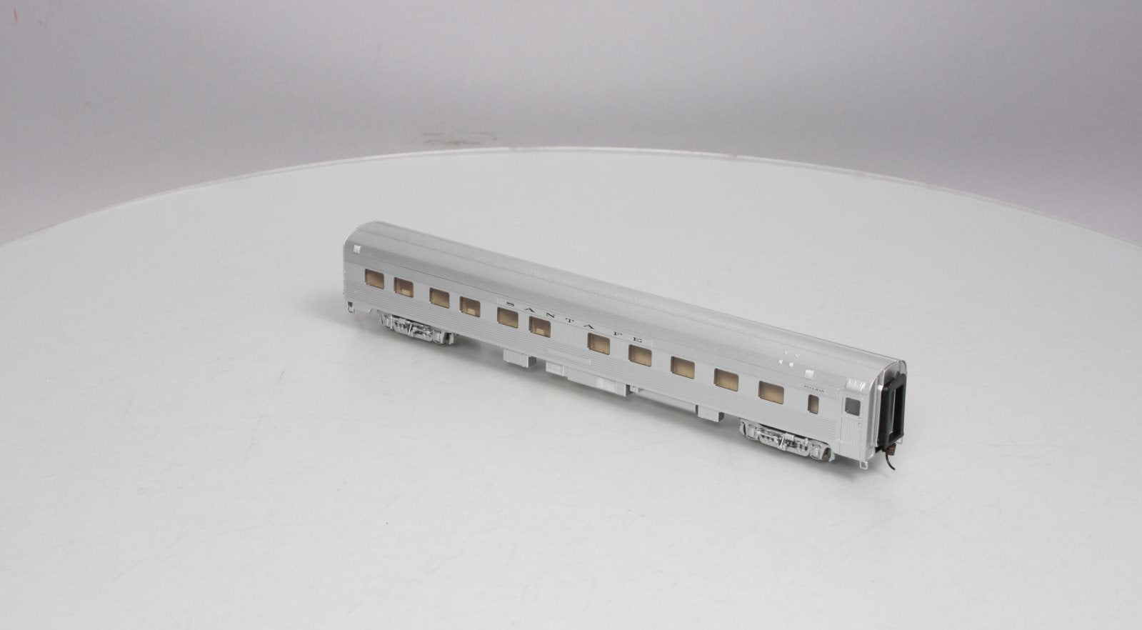 Walthers 932-9001 HO Scale Santa Fe Super Chief Pine Series Budd 10-6 Sleeper LN/Box