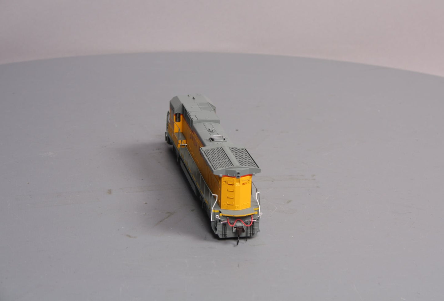 Atlas 9841 HO Scale Union Pacific GE Dash 8-40B Diesel Locomotive #1803 w/DCC,