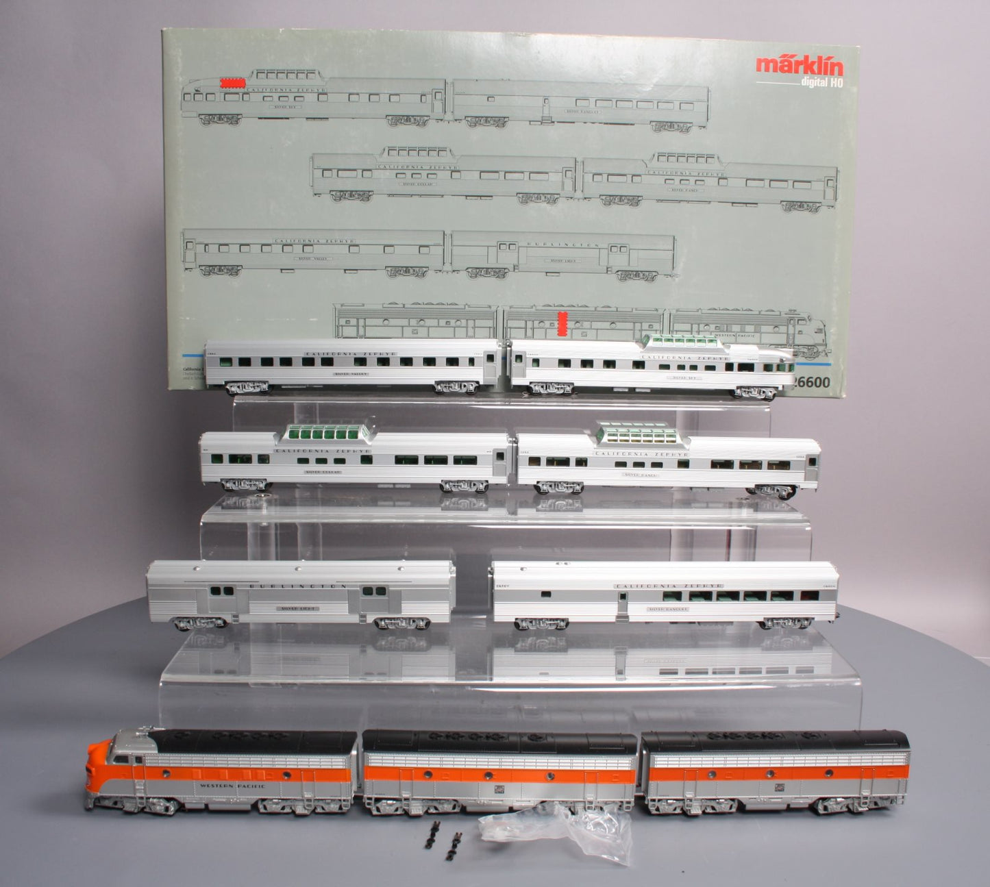 Marklin 26600 HO Scale California Zephyr F7 ABB Diesel Train Set LN/Box