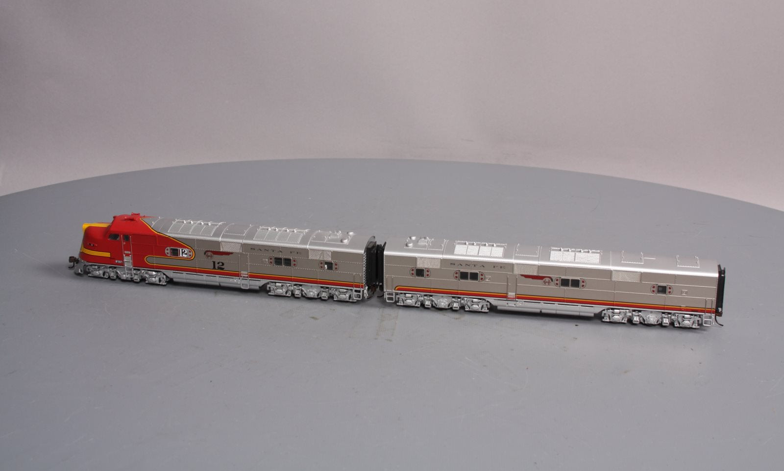 Broadway Limited 2330 HO Santa Fe EMD E6 Powered A-Unpowered B #12L,12A LN/Box