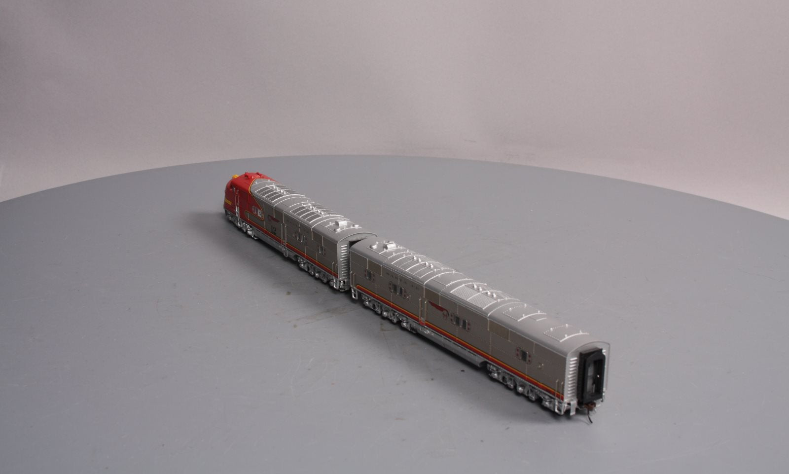 Broadway Limited 2330 HO Santa Fe EMD E6 Powered A-Unpowered B #12L,12A LN/Box
