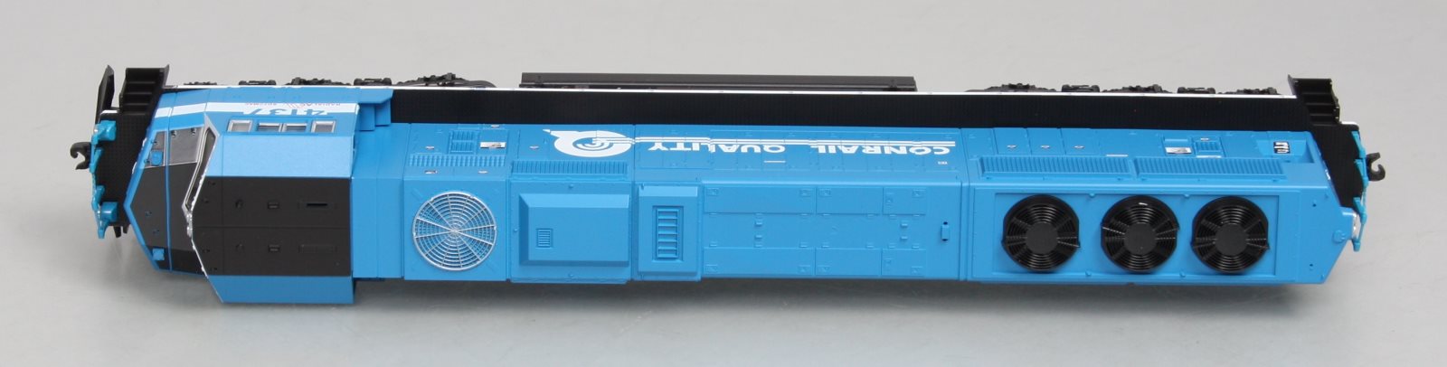 Kato 37-6406 HO Conrail SD70MAC Diesel Locomotive w/Cab Headlight