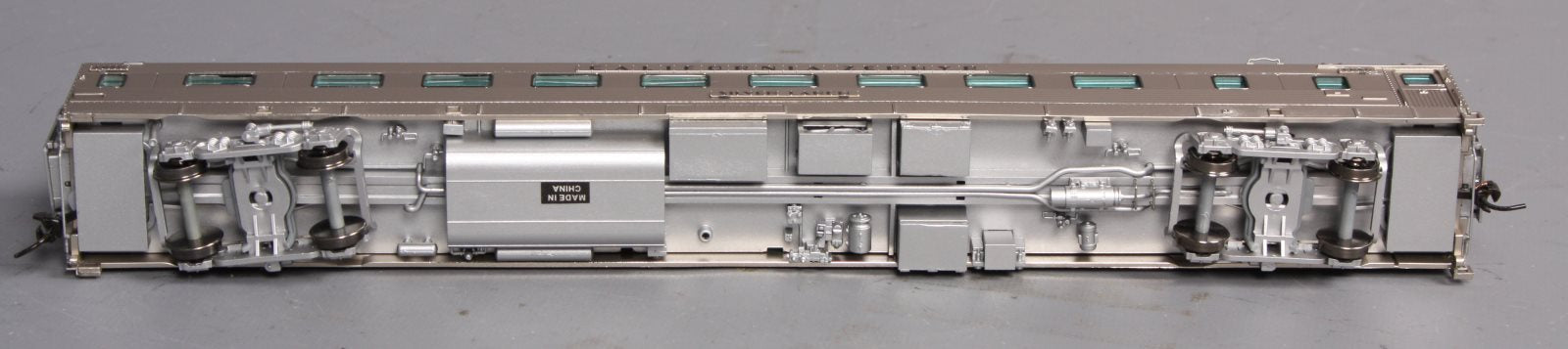 Broadway Limited 1518 HO Chicago, Burlington & Quincy Zephyr Sleeper #401