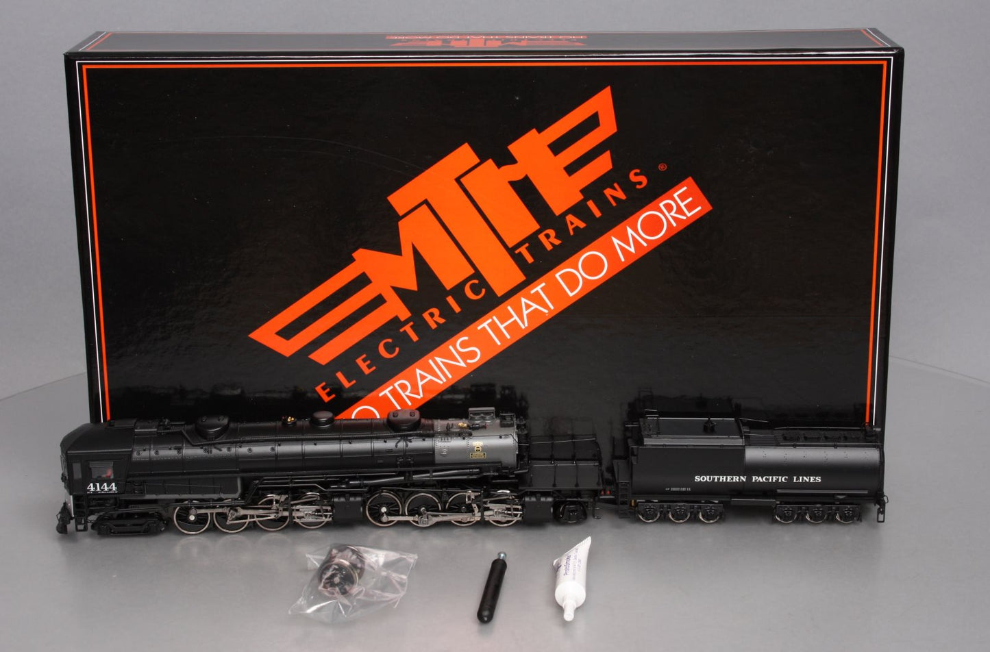 MTH 80-3182-1 Southern Pacific HO 4-8-8-2 AC-6 Cab Forward w/ P-S 3.0 AC-8 Cab LN/Box