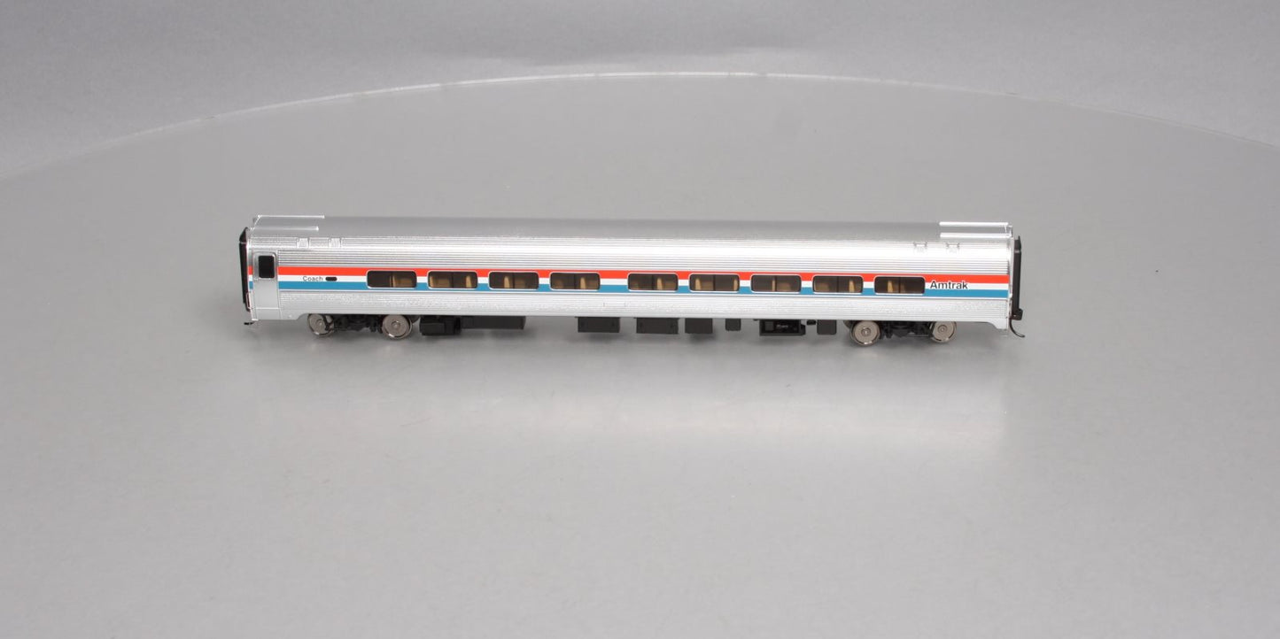 Walthers 920-11220 HO Amtrak 85' Budd Amfleet 59-Seat Coach