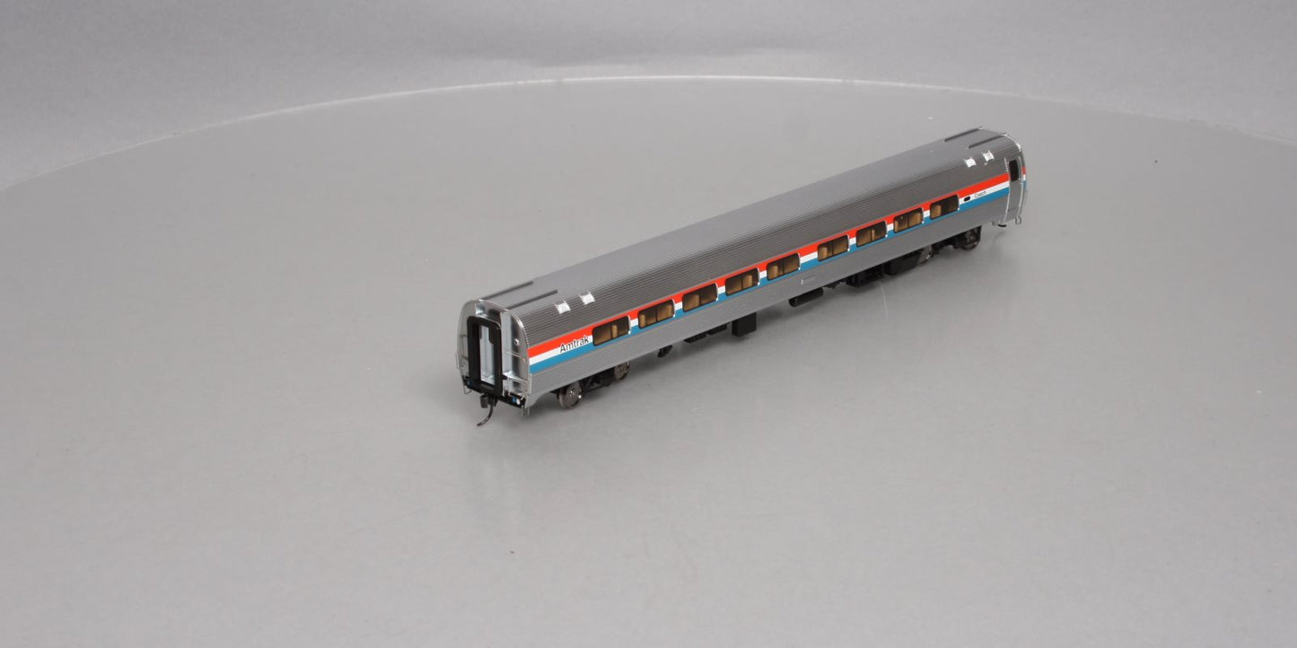 Walthers 920-11220 HO Amtrak 85' Budd Amfleet 59-Seat Coach